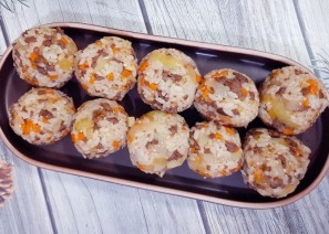 채소볶음 주먹밥